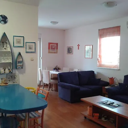 Apartment Damy Vodice