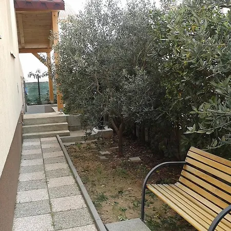 Apartment Damy Vodice